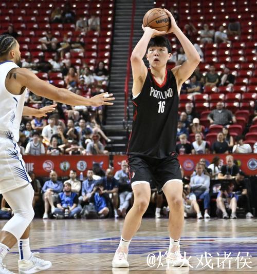 杨瀚森首次两双!攻防升级,篮下单打与体能全开,效率爆表! 杨瀚森首次两双!攻防升级,篮下单打与体能全开,效率爆表!