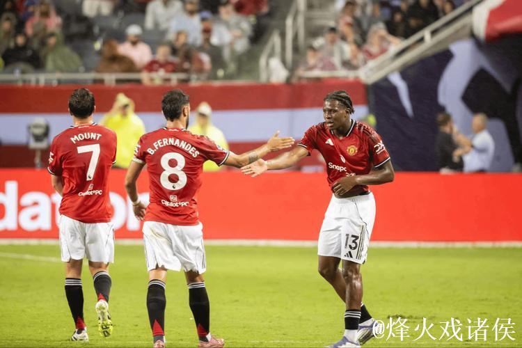 曼联近5战对手未尝胜绩！4-4战平伯恩茅斯 3次领先被追平 B费世界波无力回天